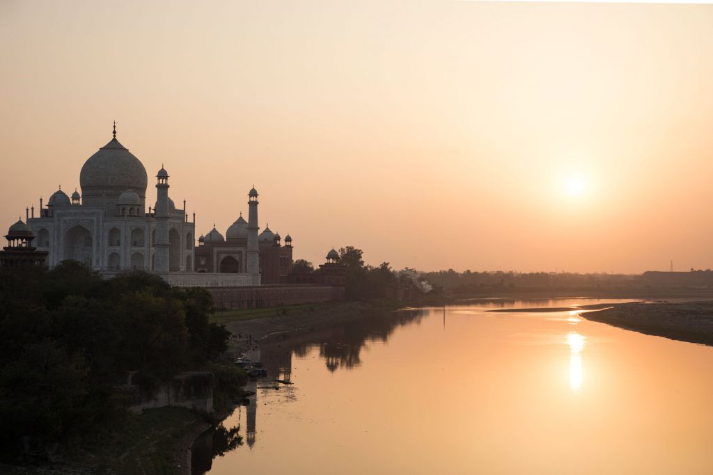 Taj Mahal al atardecer